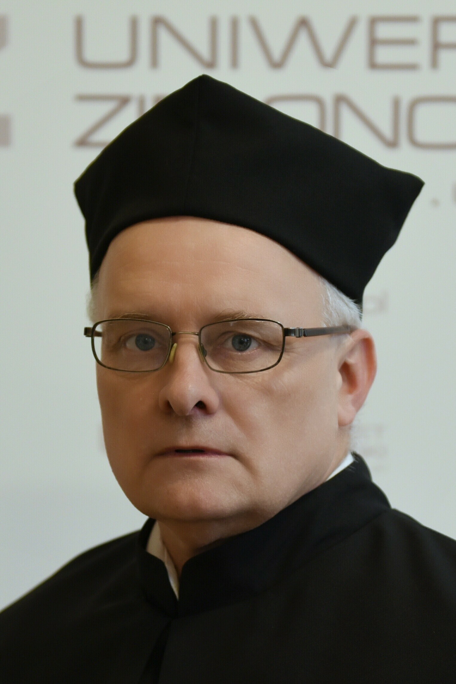 Prof. UZ dr hab. Mirosław Kowalski powołany do zespołu doradczego do oceny merytorycznej wniosków o przyznanie nagród ministra właściwego do spraw szkolnictwa wyższego i nauki